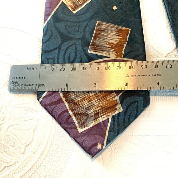 STUDIO 54 Neck Tie Lavender Geometric 100% SILK Necktie Vintage Made Italy 58" - Picture 4 of 4